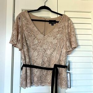 Alex Evenings formal lace top